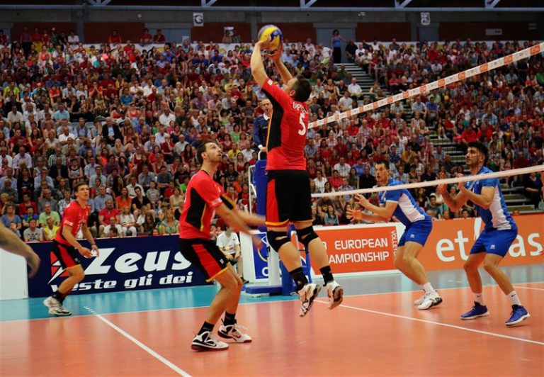 Iran và Al-Arabi vào chung kết giải Bóng chuyền vô địch các Câu lạc bộ nam châu Á 2021