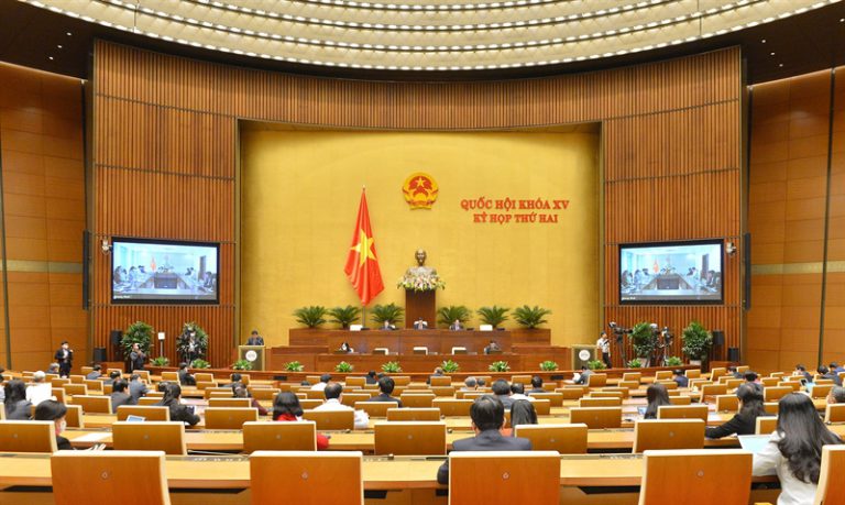 Ngày 30/10, Quốc hội thảo luận dự kiến Kế hoạch cơ cấu lại nền kinh tế giai đoạn 2021-2025