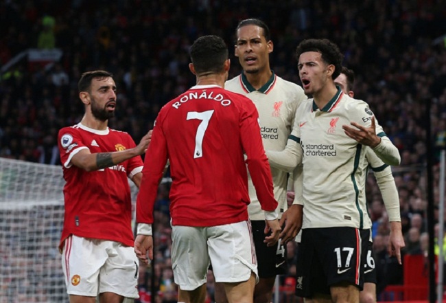 Man United thiết lập loạt kỷ lục buồn, huấn luyện viên Ole Solskjaer quyết không từ chức