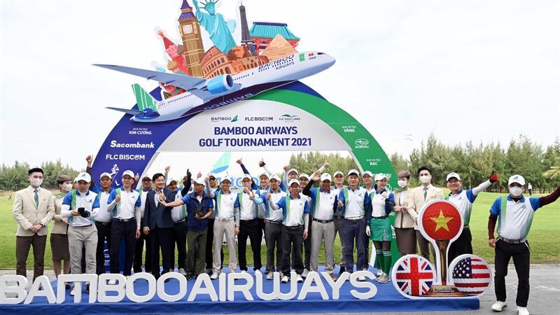 Hơn 1.000 golfers tranh tài tại giải Golf Tournament 2021