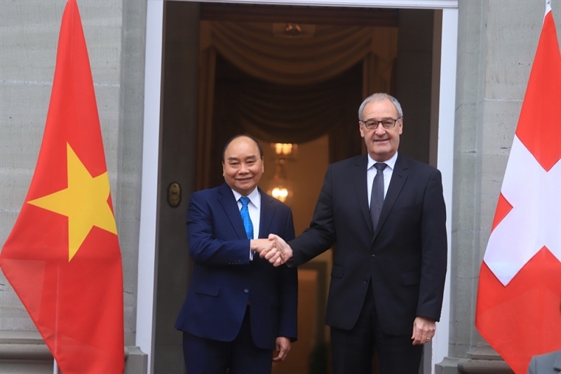 Chủ tịch nước kết thúc chuyến thăm Thụy Sỹ, bắt đầu thăm chính thức LB Nga