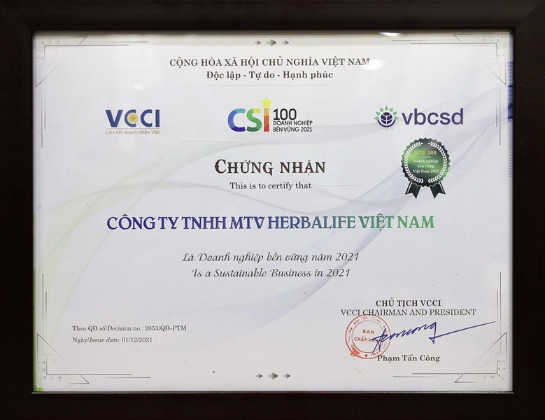 Herbalife Việt Nam tiếp tục được vinh danh tốp 100 Doanh nghiệp Bền vững Việt Nam 2021