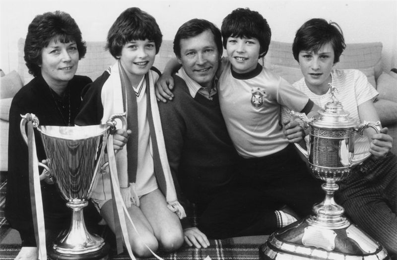 Người phụ nữ đi cùng năm tháng của Sir Ferguson