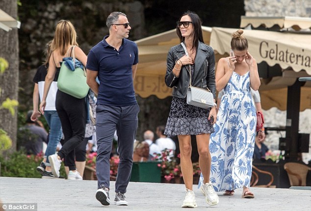 Giggs thảnh thơi bên bồ mới trước ngày ra tòa vì đánh bồ cũ