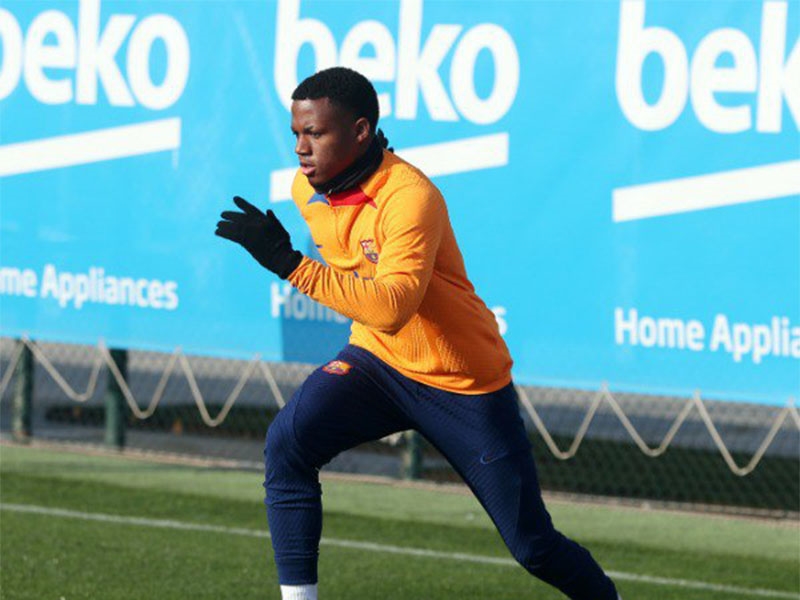Barcelona báo tin vui về tình hình chấn thương của Ansu Fati