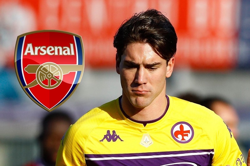 Fiorentina sẵn sàng bán Dusan Vlahovic cho Arsenal