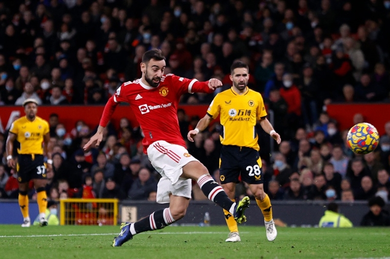 Man United lần đầu tiên để thua Wolves sau hơn 40 năm