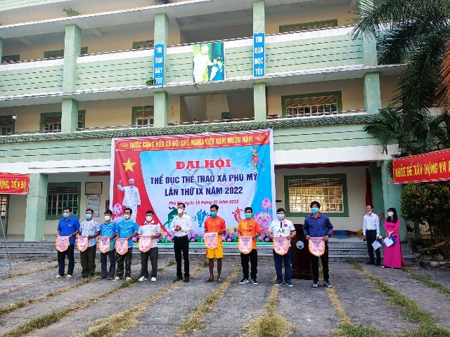 Giang Thành hoàn thành Đại hội Thể dục thể thao cấp cơ sở