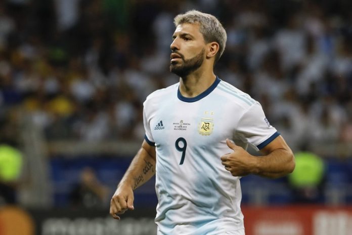 1-aguero-co-the-nam-trong-ban-huan-luyen-2