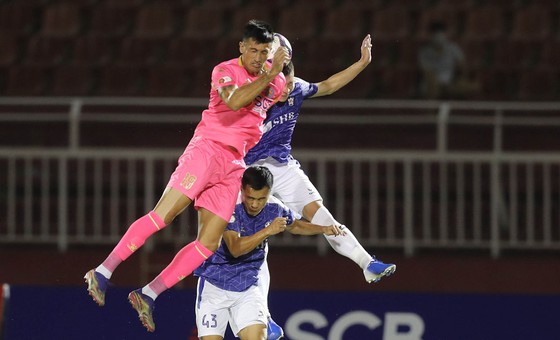 Đà Nẵng đánh rơi chiến thắng trên sân của Sài Gòn FC