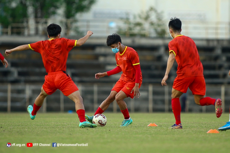 Đội tuyển U23 Việt Nam duy trì tinh thần lạc quan và năng lượng tích cực cho trận bán kết