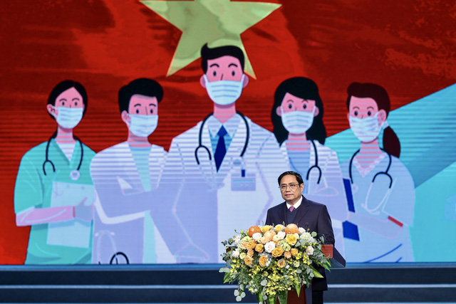 Khẩn trương ban hành chính sách đặc thù với nhân viên y tế, chăm sóc sức khỏe nhân dân ngày càng tốt hơn
