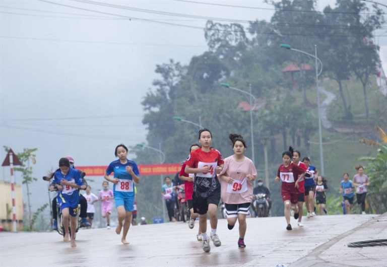 Huyện Lâm Bình phát động Ngày chạy Olympic và giải Việt dã Tiền Phong năm 2022