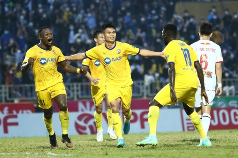 V.League 2022 sẽ tạm nghỉ gần 4 tháng sau vòng 4