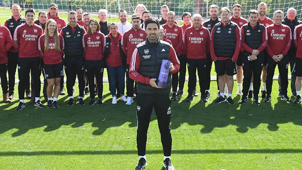 Arteta giành giải “Huấn luyện viên xuất sắc nhất tháng 3”, Kane san bằng kỷ lục của Aguero