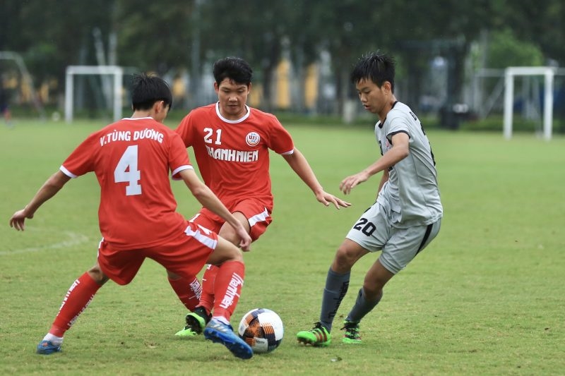 Vòng chung kết U19 quốc gia 2022: Viettel và Hà Nội giành vé vào bán kết