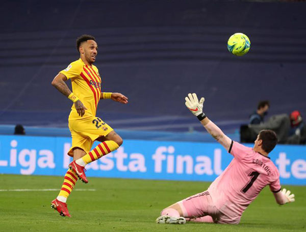 Thầy Xavi bất ngờ nhưng trò Pique tuyên bố hùng hồn sau trận thắng Real Madrid