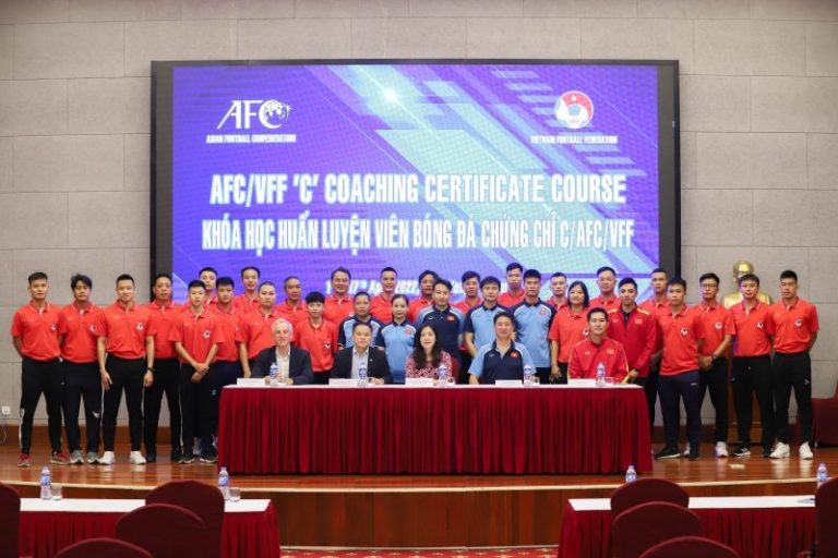 Khai giảng khóa đào tạo Huấn luyện viên bóng đá chứng chỉ ‘C’ AFC/VFF năm 2022