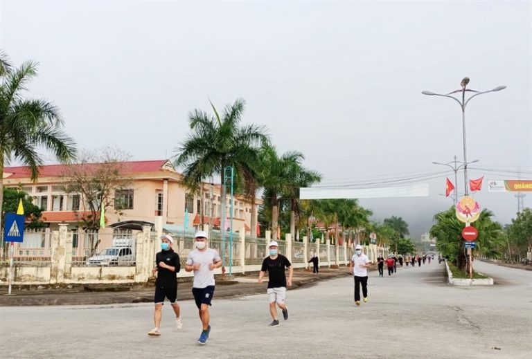 Huyện Tây Giang phát động Ngày chạy Olympic vì sức khỏe toàn dân