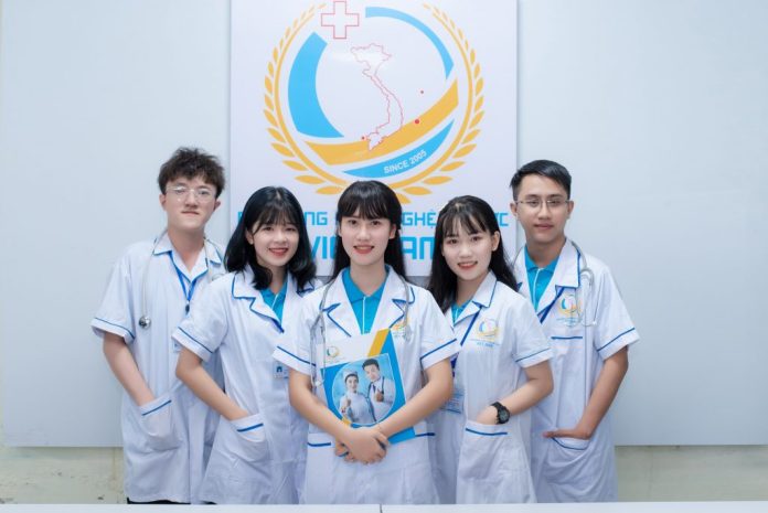 z2197092100952_cf86e03d9367894d461fde09ffc85840-1024x684